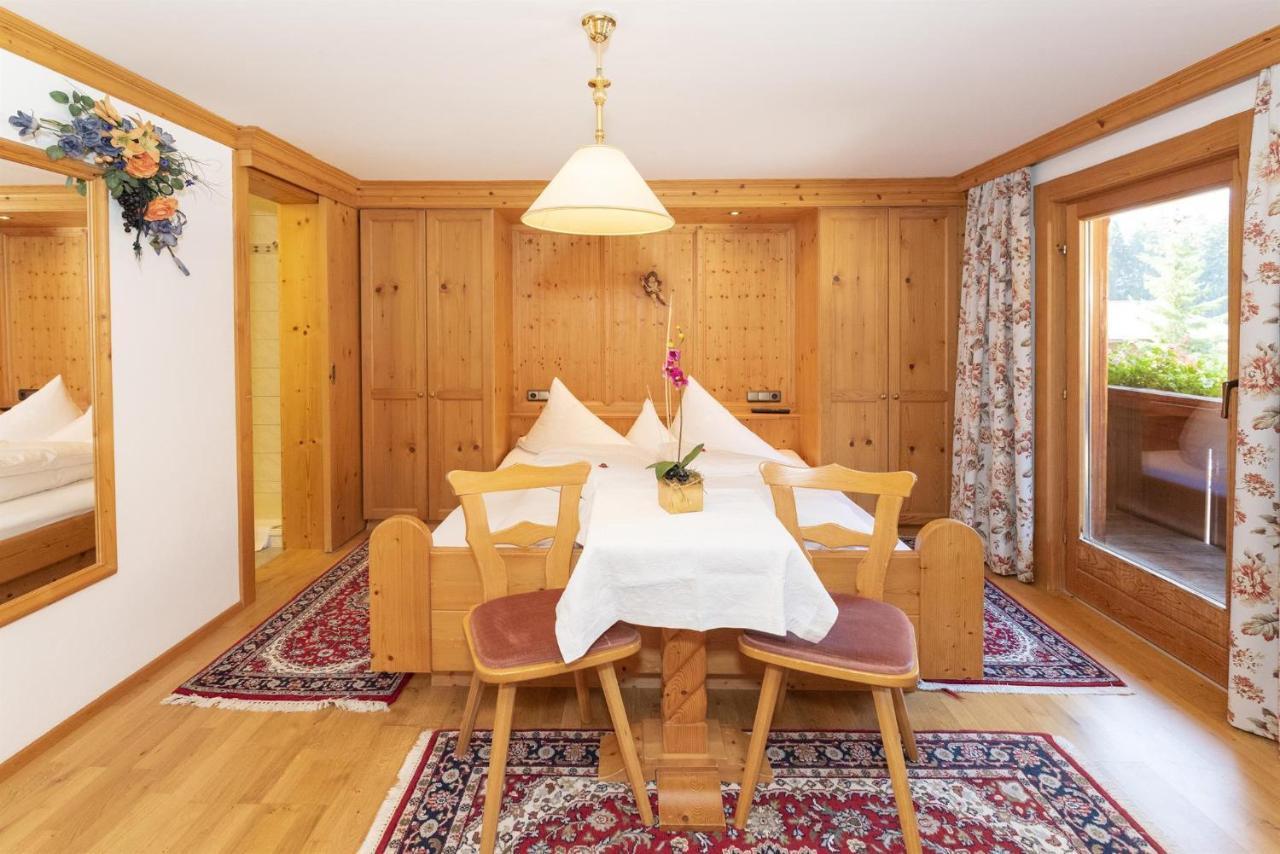 Pension Edelweiss Alpbach Bagian luar foto