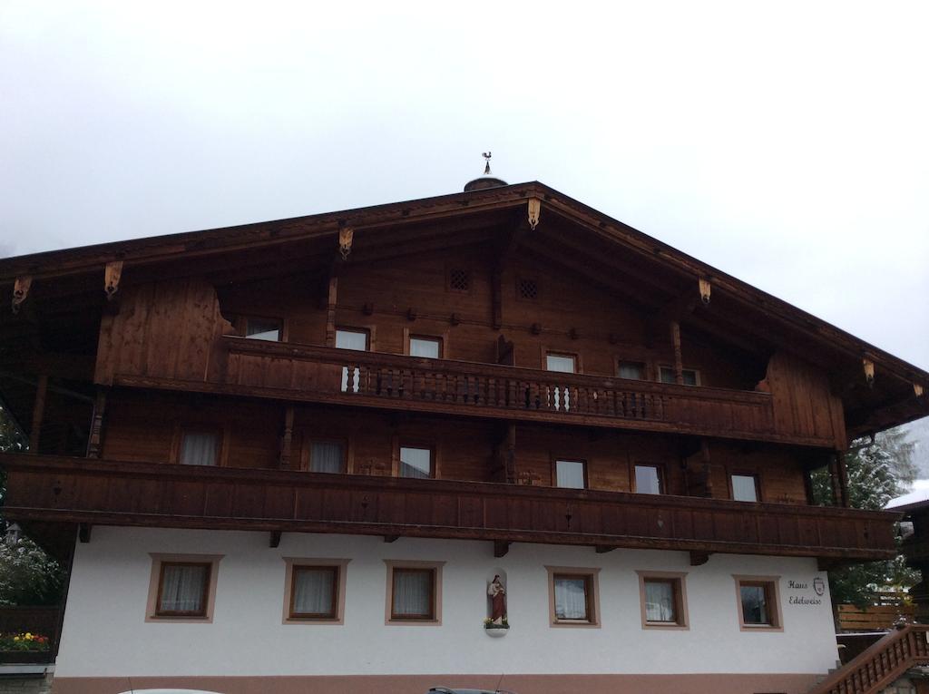 Pension Edelweiss Alpbach Bagian luar foto